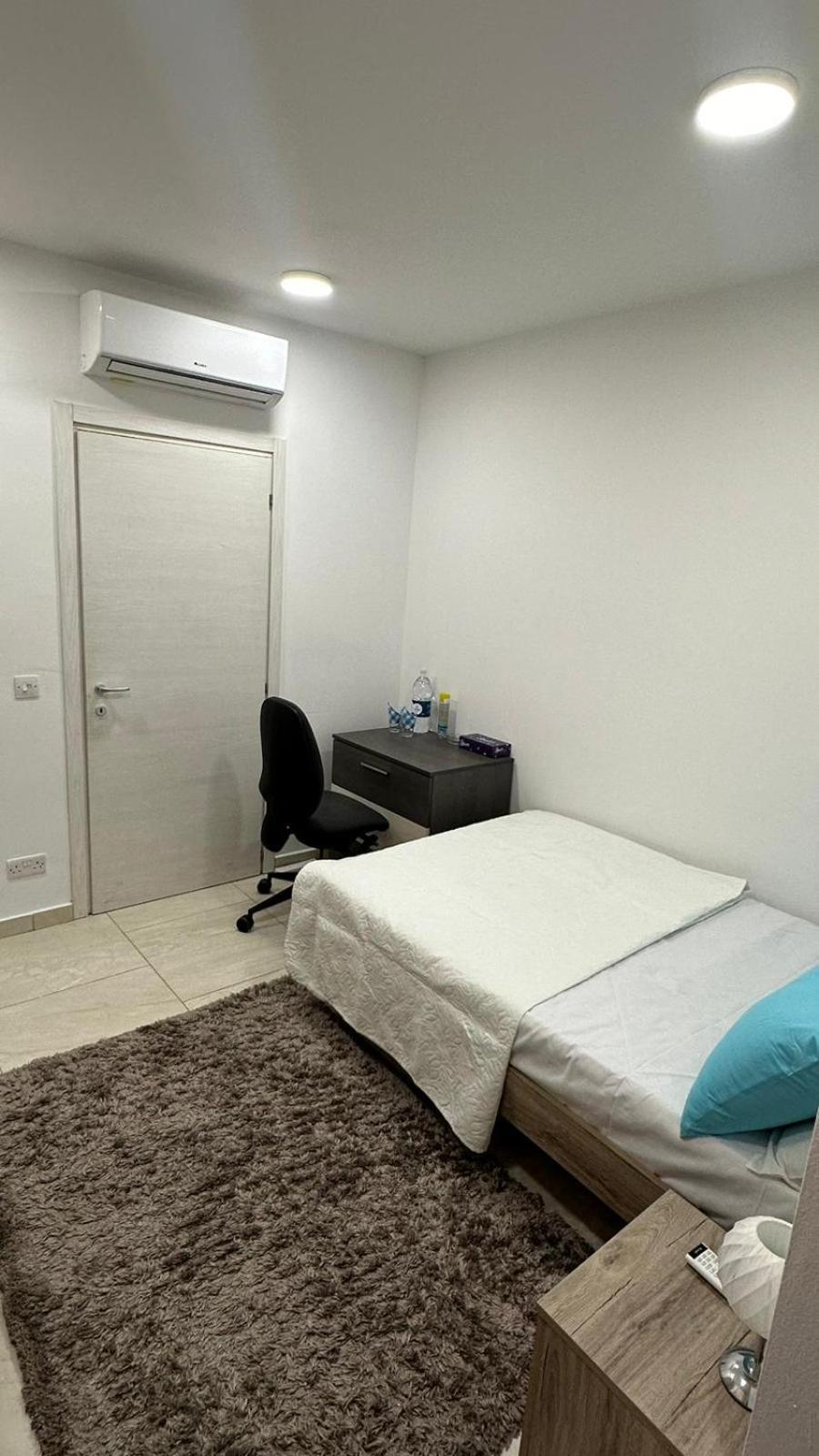 Your Elegant Home Away From Home Shared Apartment Only With Host Żebbuġ Kültér fotó