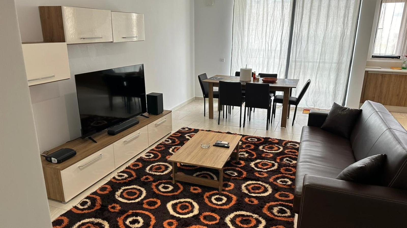 Your Elegant Home Away From Home Shared Apartment Only With Host Żebbuġ Kültér fotó
