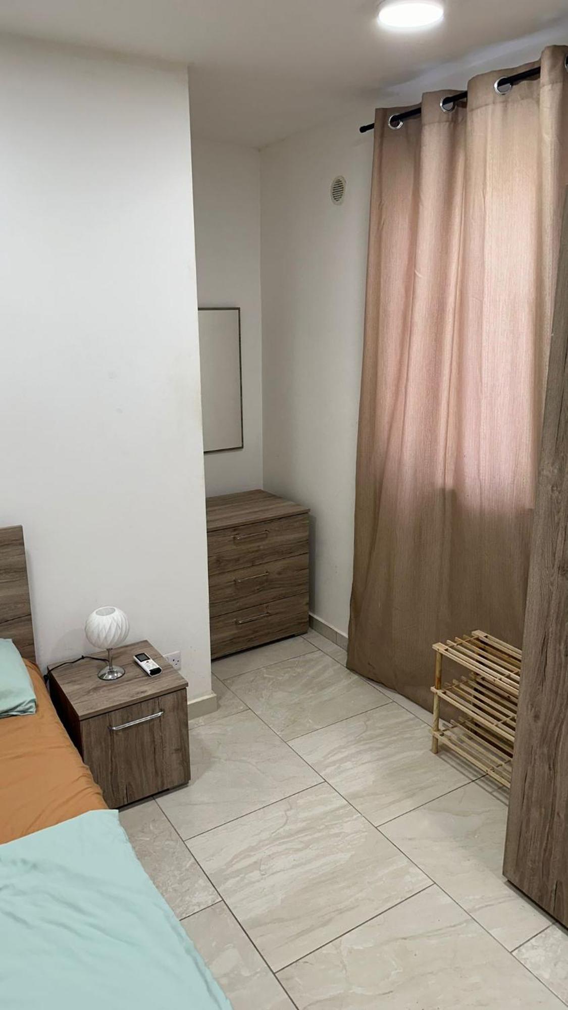 Your Elegant Home Away From Home Shared Apartment Only With Host Żebbuġ Kültér fotó
